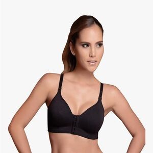Annette post surgery racerback bra front closer sports bra 34c black wireless
